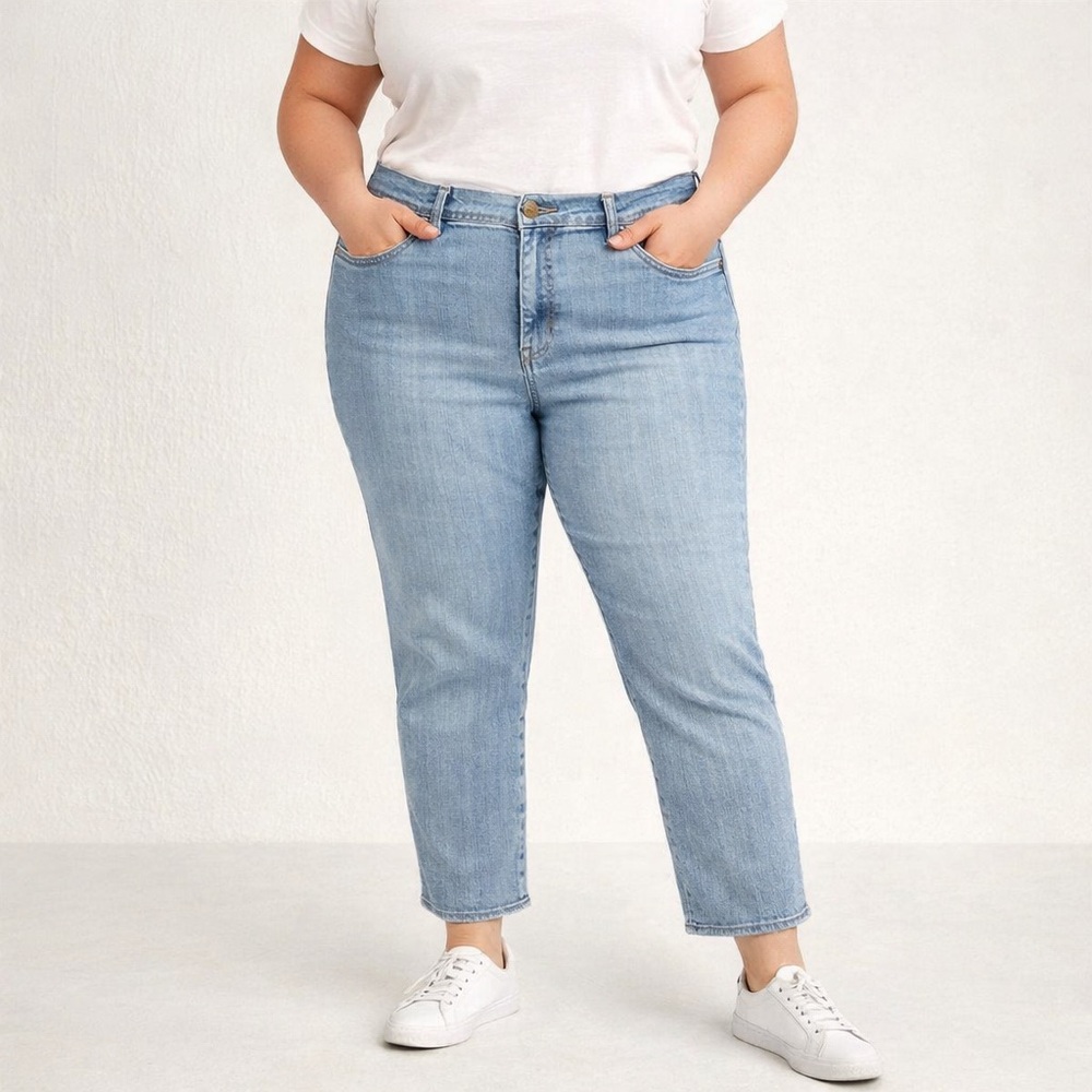 Gloria Vanderbilt Amanda Light Wash Ankle Jeans Size 10P Mid Rise Stretch